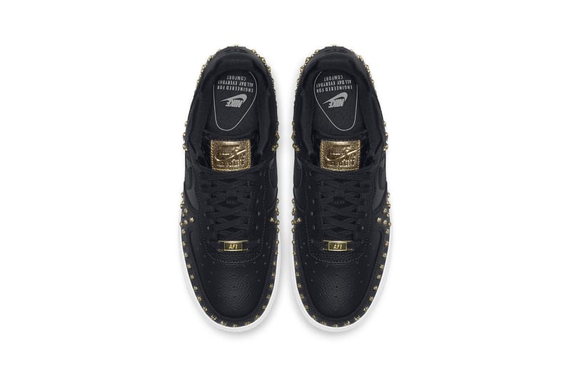 Nike air force black best sale with stars