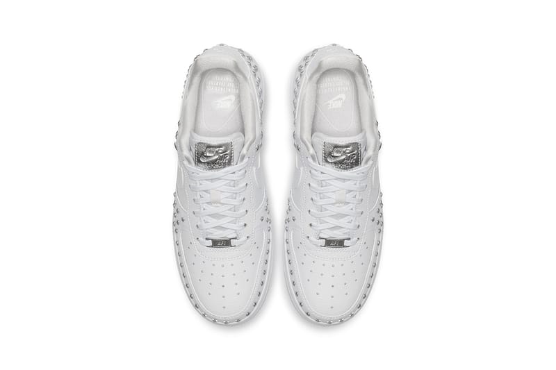 Nike air force on sale ones with studs