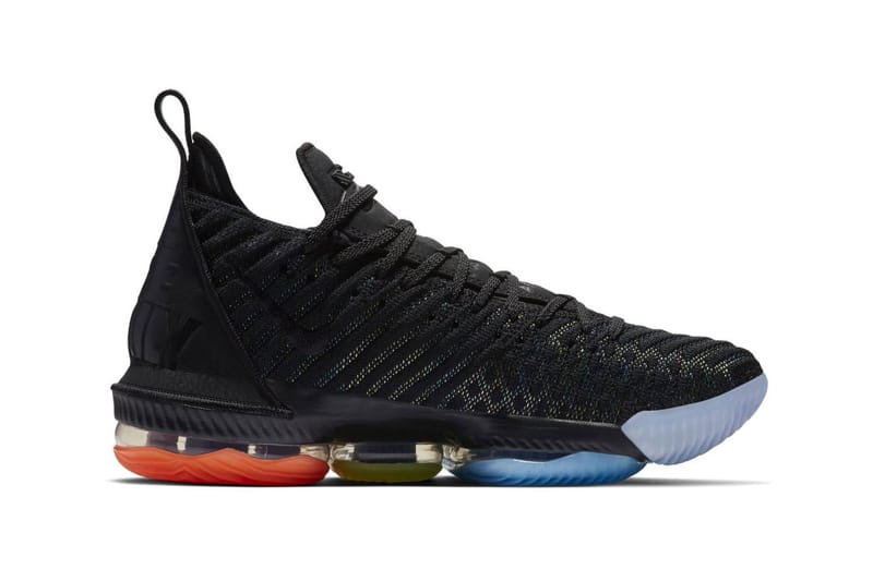 Lebron 16 store black metallic gold