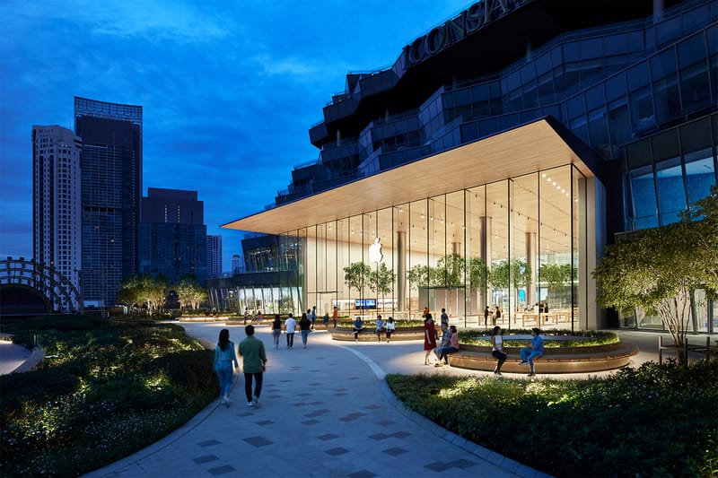 Apple Opens Its First Store in Thailand | Hypebeast