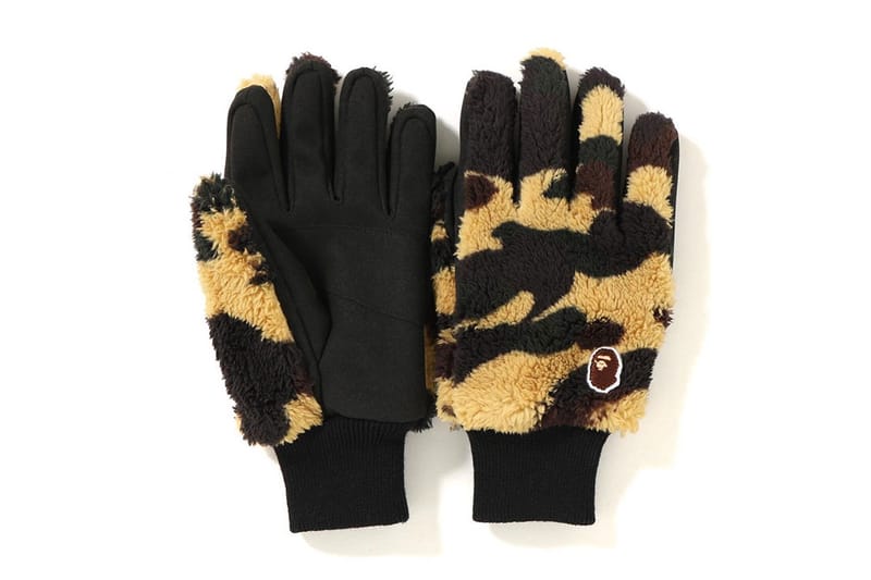 BAPE Extends Its FW18 Accessory Lineup | Hypebeast