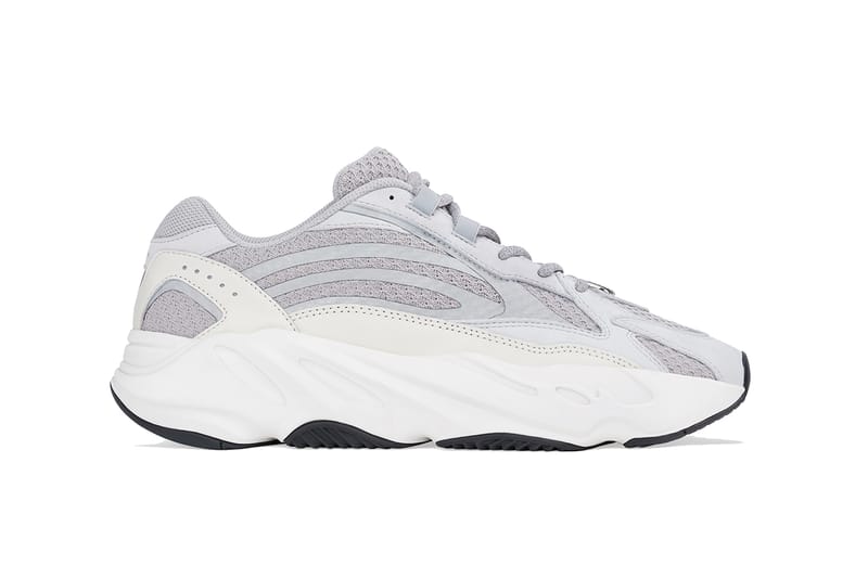 adidas yeezy boost 700 v2 static stores