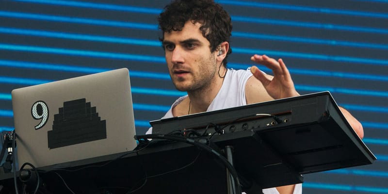 nicolas-jaar-coin-in-nine-