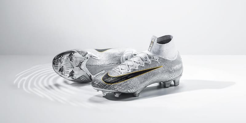 Nike mercurial best sale superfly golden touch