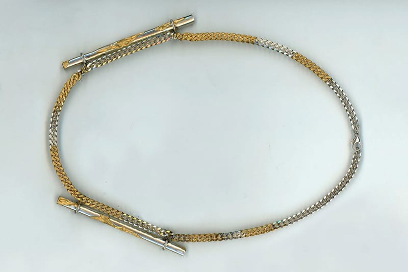 A cold outlet wall necklace