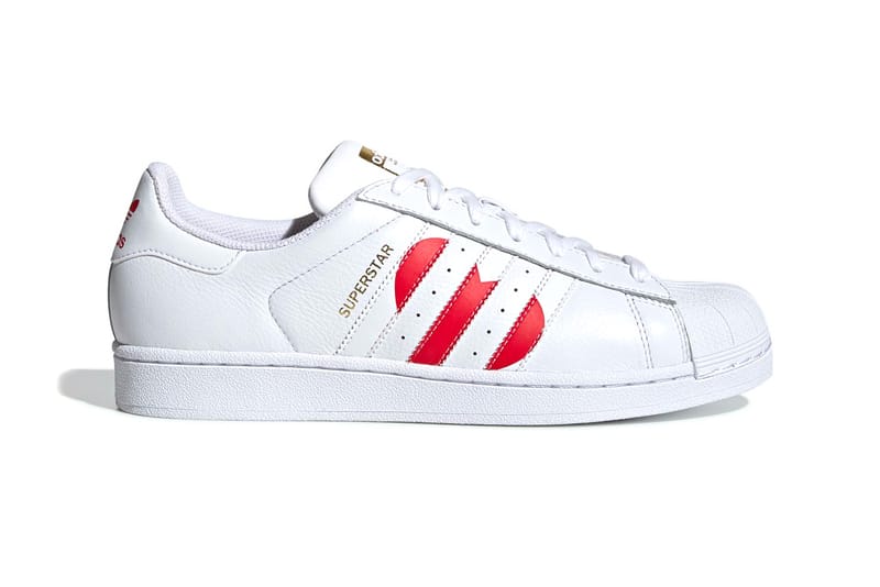 Adidas superstar white red clearance gold