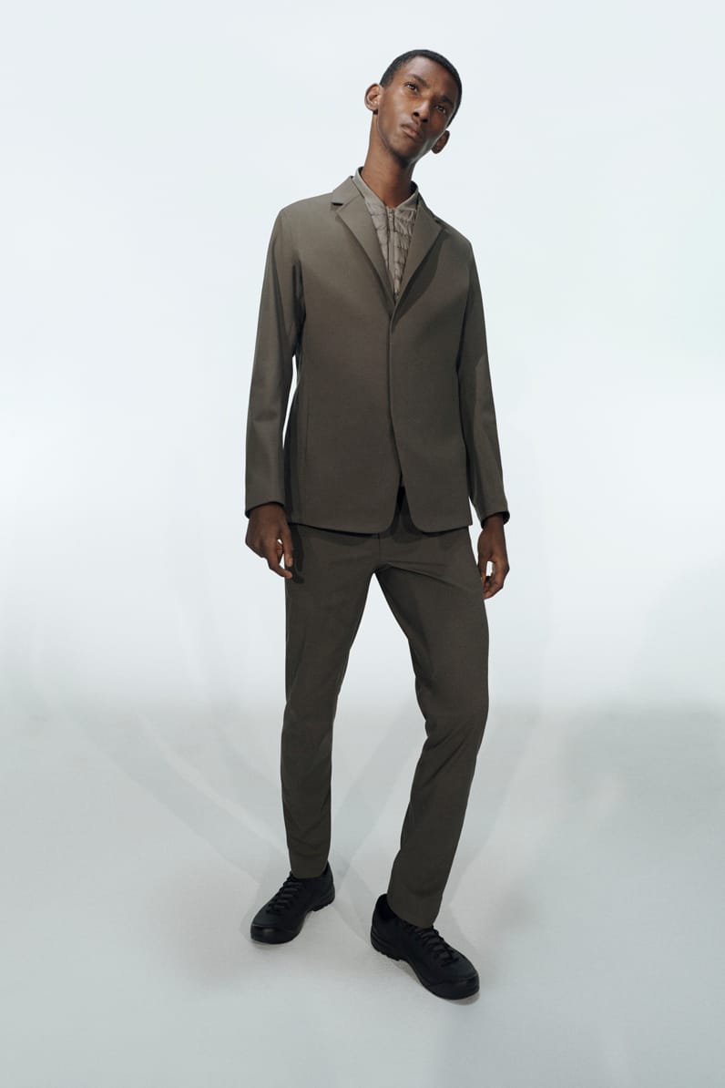 【希少】ARC'TERYX VEILANCE Windshell Blazer Inventory Magazine - Inventory Updates - Arc'teryx Veilance