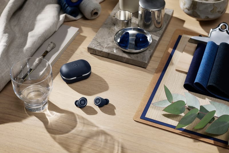 Bang olufsen beoplay online e8 2.0