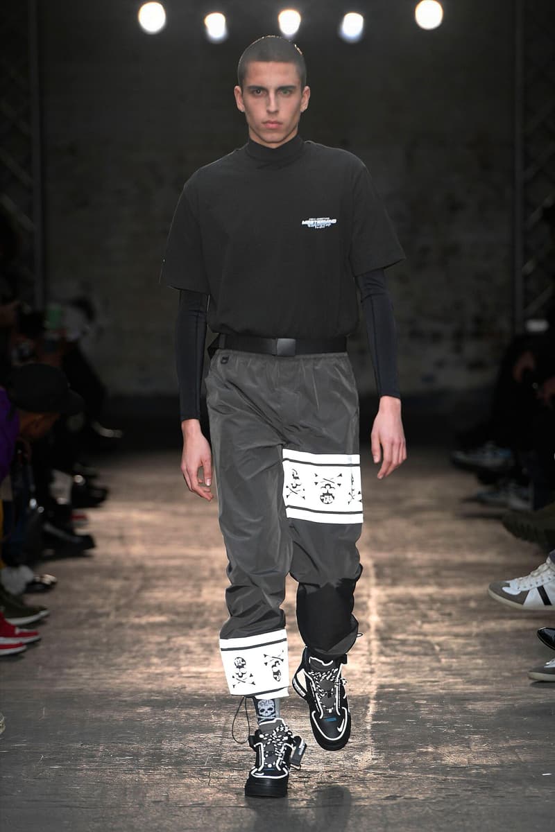 C2H4 FW19 Nike Shoes & mastermind JAPAN Collab | Hypebeast