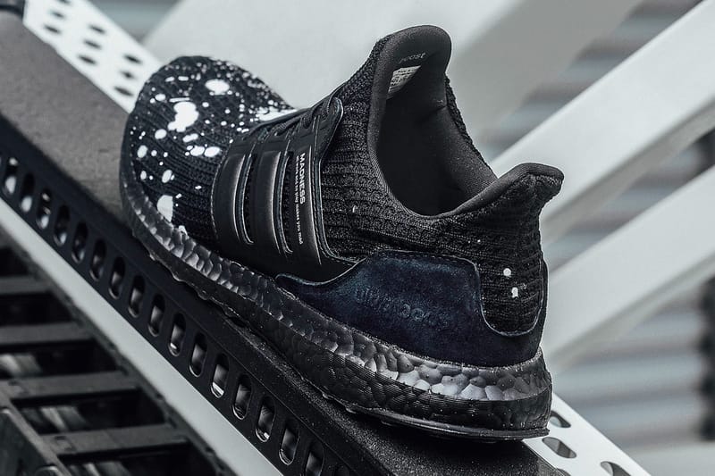 Ultra boost hot sale black edition