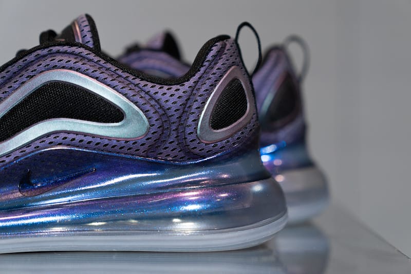 Air max 720 total eclipse on feet online