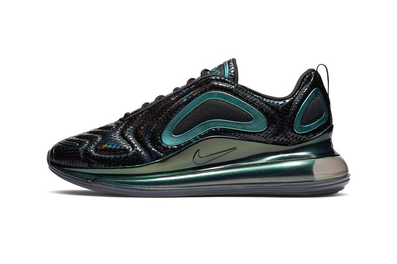 Nike air max 720 hot sale iridescent trainers in black