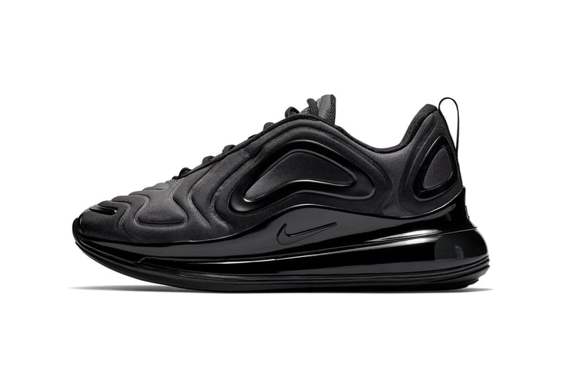 Black and pink shop air max 720 trainers