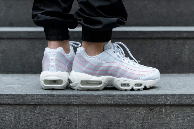 Nike air max 95 womens white and blue best sale