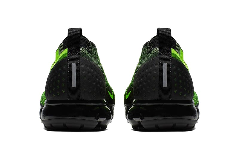 Vapormax neon green store and black