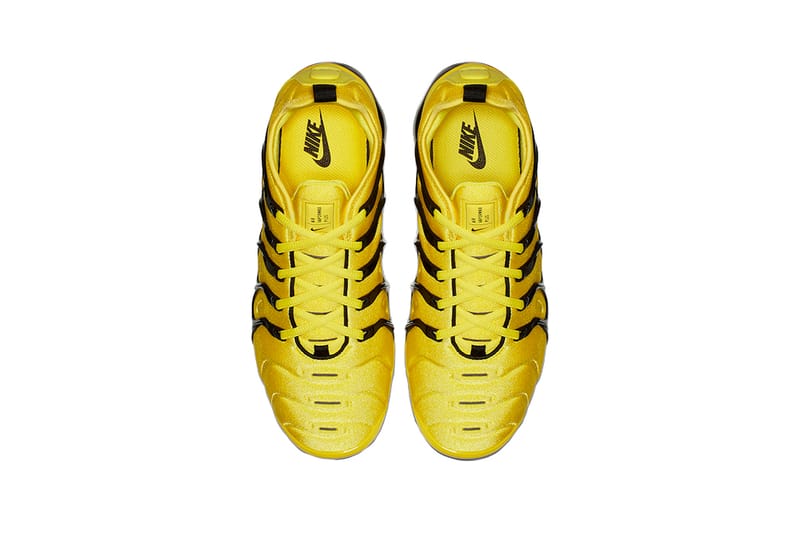 Air vapormax plus deals yellow