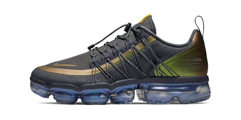 Nike air vapormax 2019 hotsell utility black/teal/yellow men's shoe