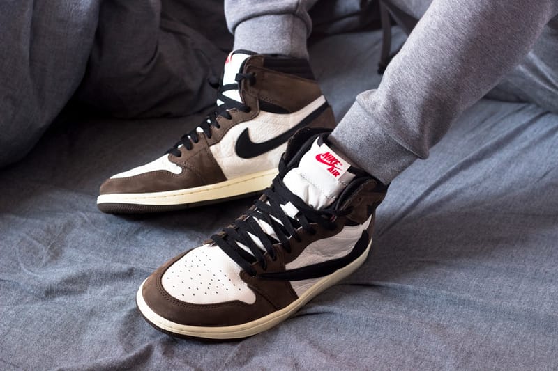 高品質国産】 Travis Scott Nike AIR JORDAN 1の通販 by ミヨ's shop