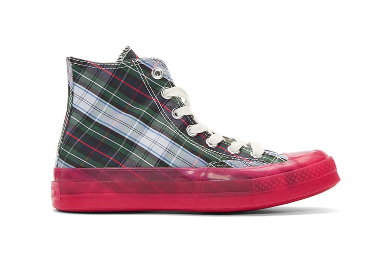 Green hot sale plaid converse