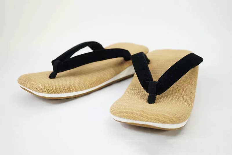 modern japanese sandals