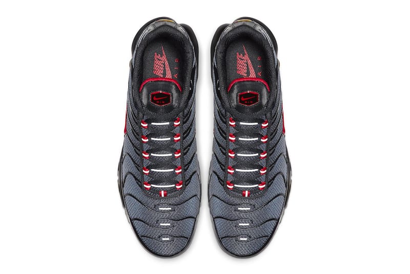 Nike air max plus black gradient red online