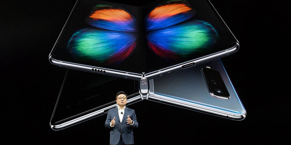 Что на самом деле думают эксперты индустрии высоких технологий о складном смартфоне Samsung?