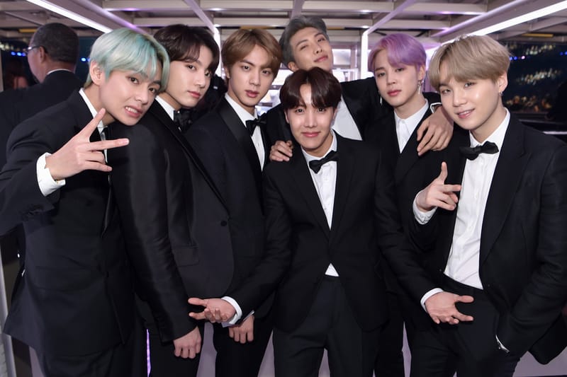 K-POP・アジア BTS 2020 THE PALT PHOTOBOK BTS Fan Translators: How They Help K-pop Go Global | Billboard