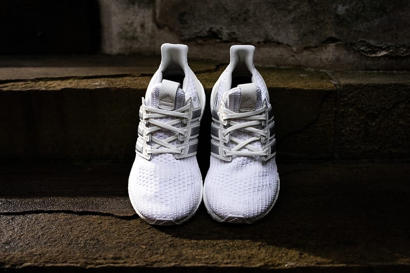 Adidas ultra boost 4.0 white outlet walkers