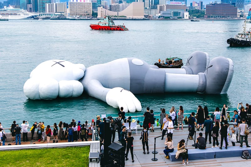KAWS:HOLIDAY' Float Arrives in Hong Kong | Hypebeast