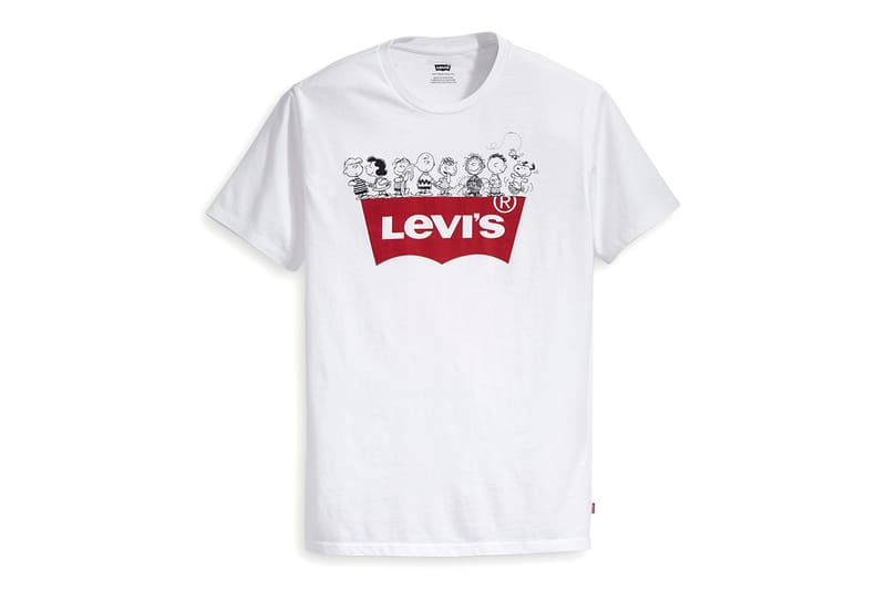 Levis t 2025 shirt snoopy