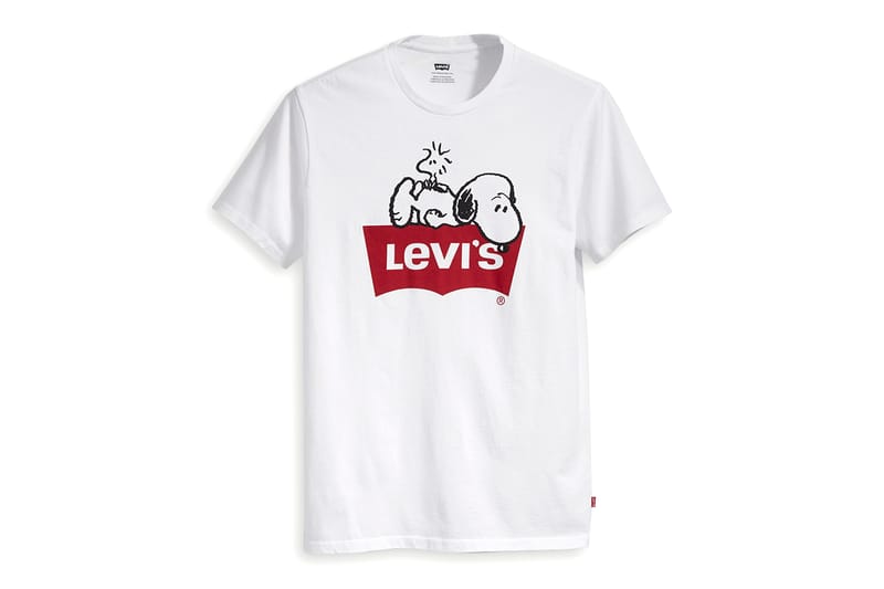 Levi's x hotsell peanuts t shirt