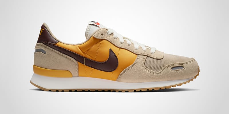 Nike air on sale vortex beige yellow