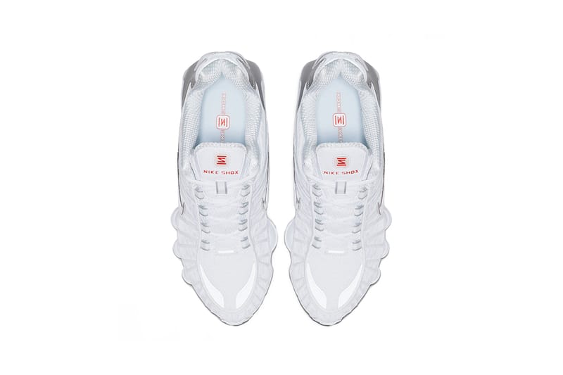 Nike shox shop total white