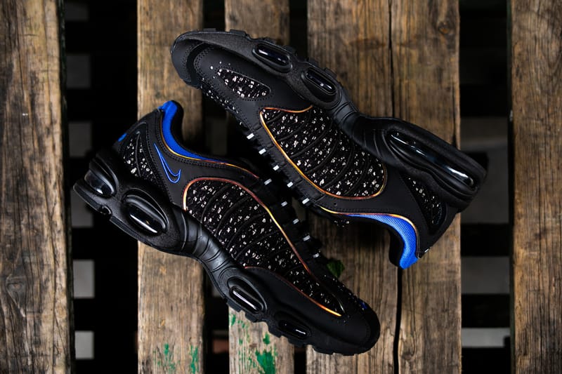 Nike supreme sale air max tailwind