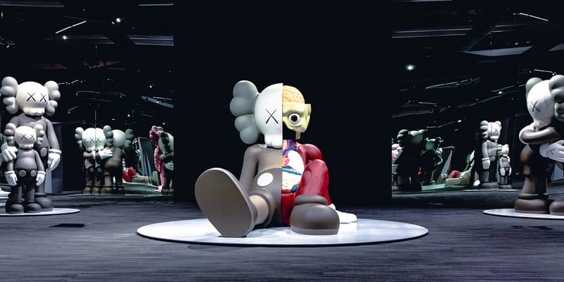 KAWS: ALONG THE WAY