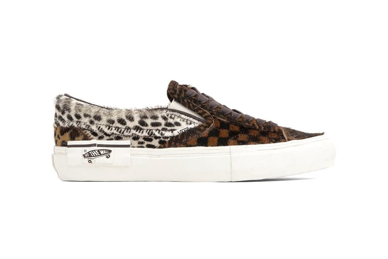 Fuzzy hot sale leopard vans