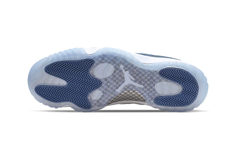 Jordan 11 snakeskin navy on sale blue