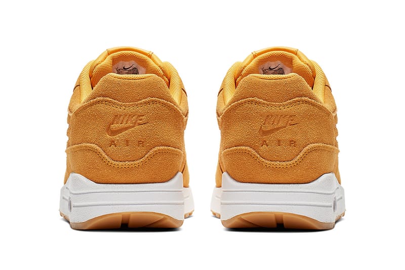 Nike air max deals yellow suede