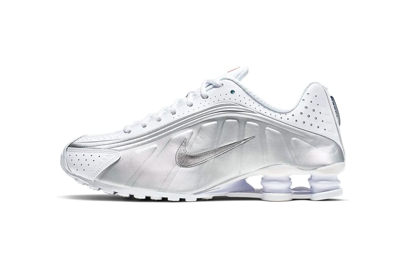 Nike shox white store and silver