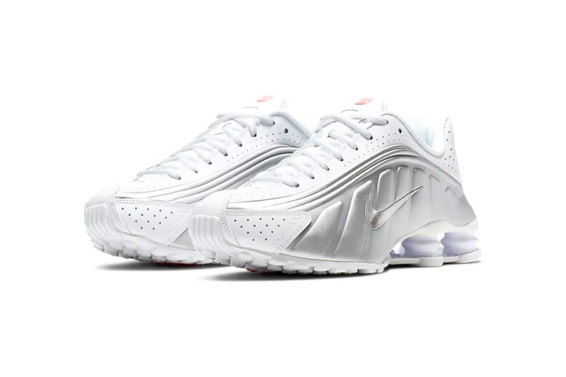 Nike shox r4 2025 white metallic silver