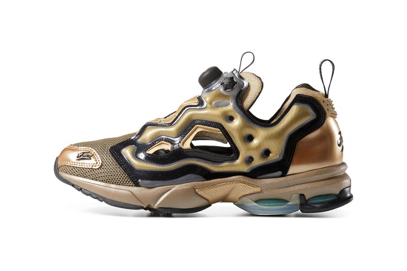 Reebok pump hot sale gold