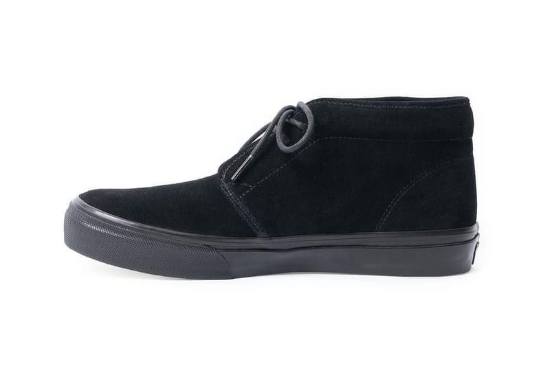 Vans black hot sale chukka boot