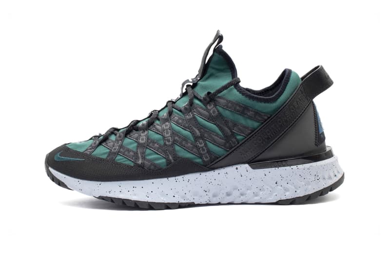 nike terra gobe black