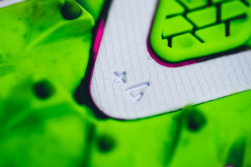 ow x zoom terra kiger 5 black