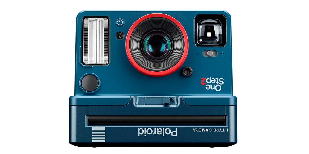 Polaroid Originals представила своей камере OneStep 2 «перевернутый» облик из «Очень странных дел»