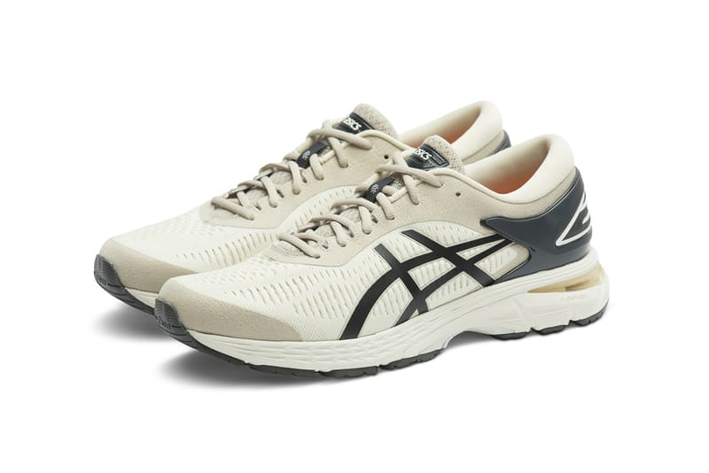 Asics reigning on sale champ kayano