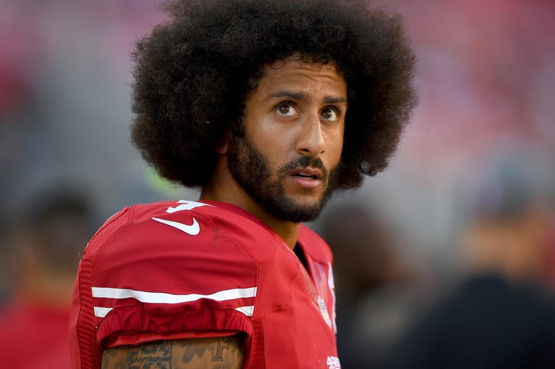 Nike colin deals kaepernick flag