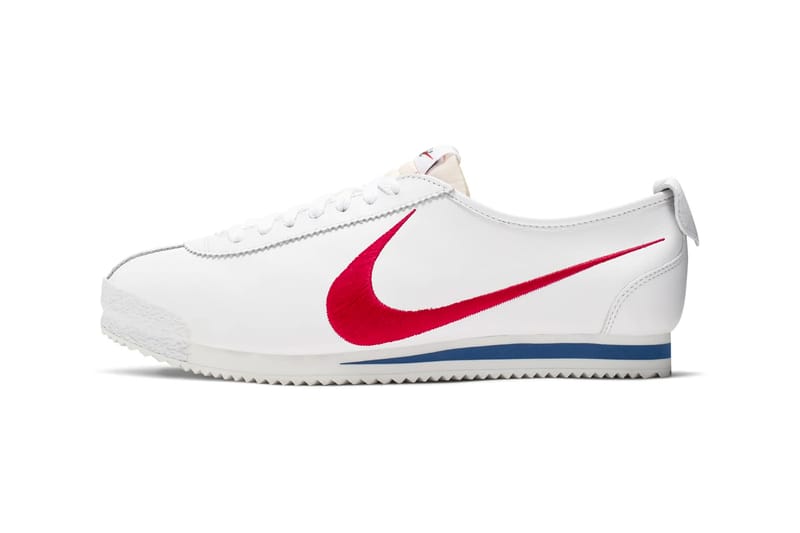 Nike cortez shop small logo