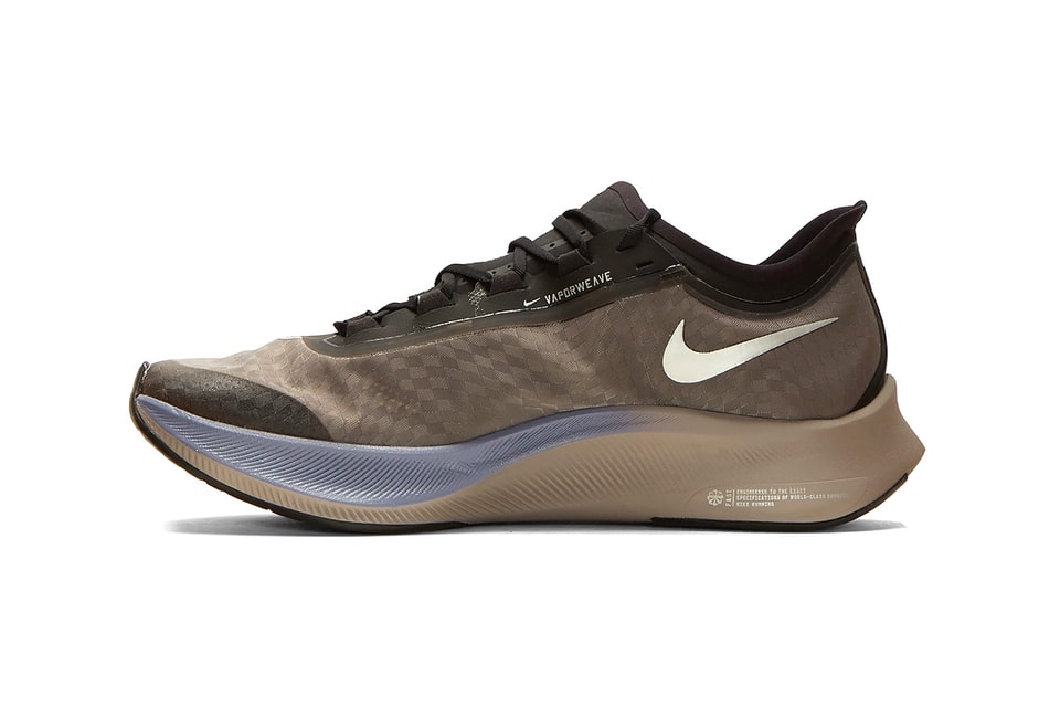 nike zoom fly grey