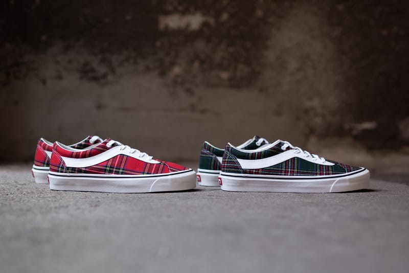 Vans green best sale and red